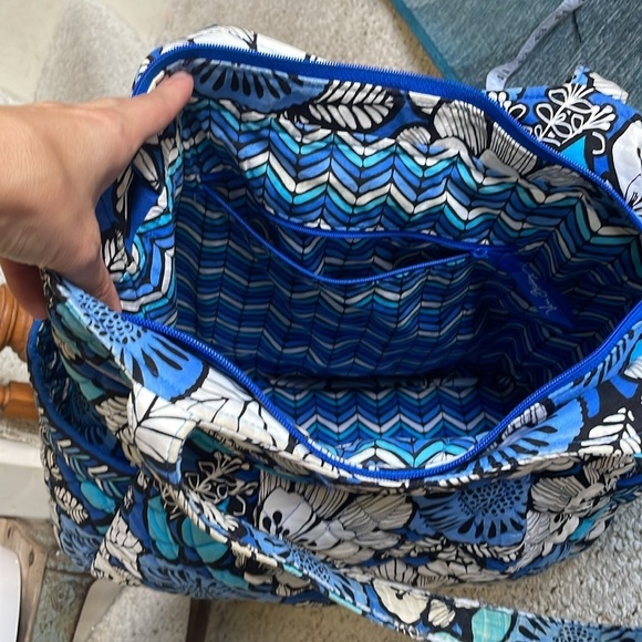 Vera Bradley Large Floral Blue and White Quilted Bohemian Tote Bag - Picture 9 of 16